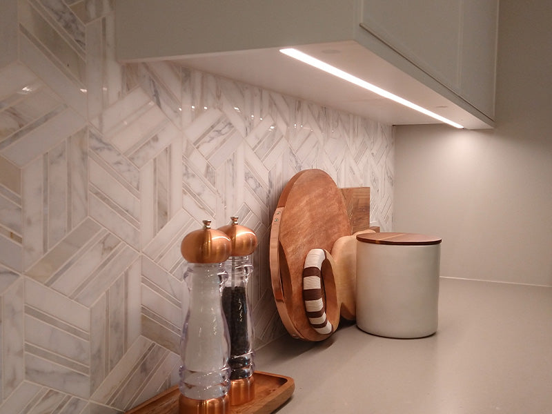 under cabinet lighting in a kitchen